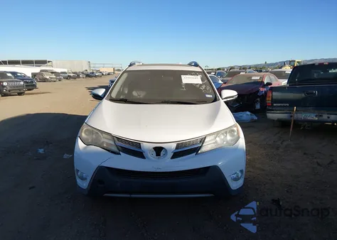 2015 Toyota Rav4 Xle z USA, uszkodzony, nr VIN 2T3WFREV7FW155666